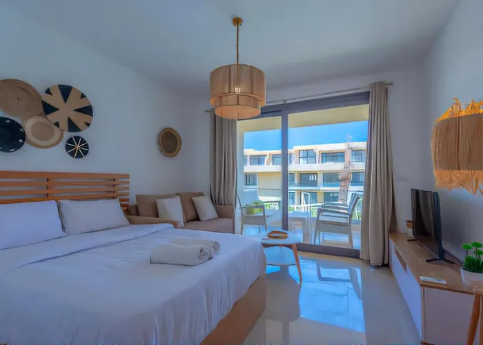 G Cribs - El Gouna Luxury Homes